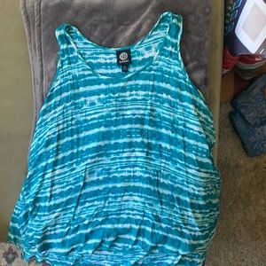 Bobeau Aqua snd white tie dyed flowy tank